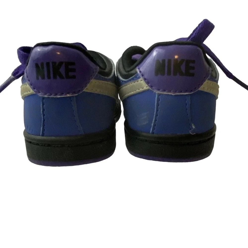 Nike please see